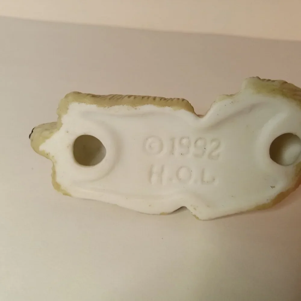 Vintage 1992 House of Lloyd Porcelain Dog 3.5 in. Long